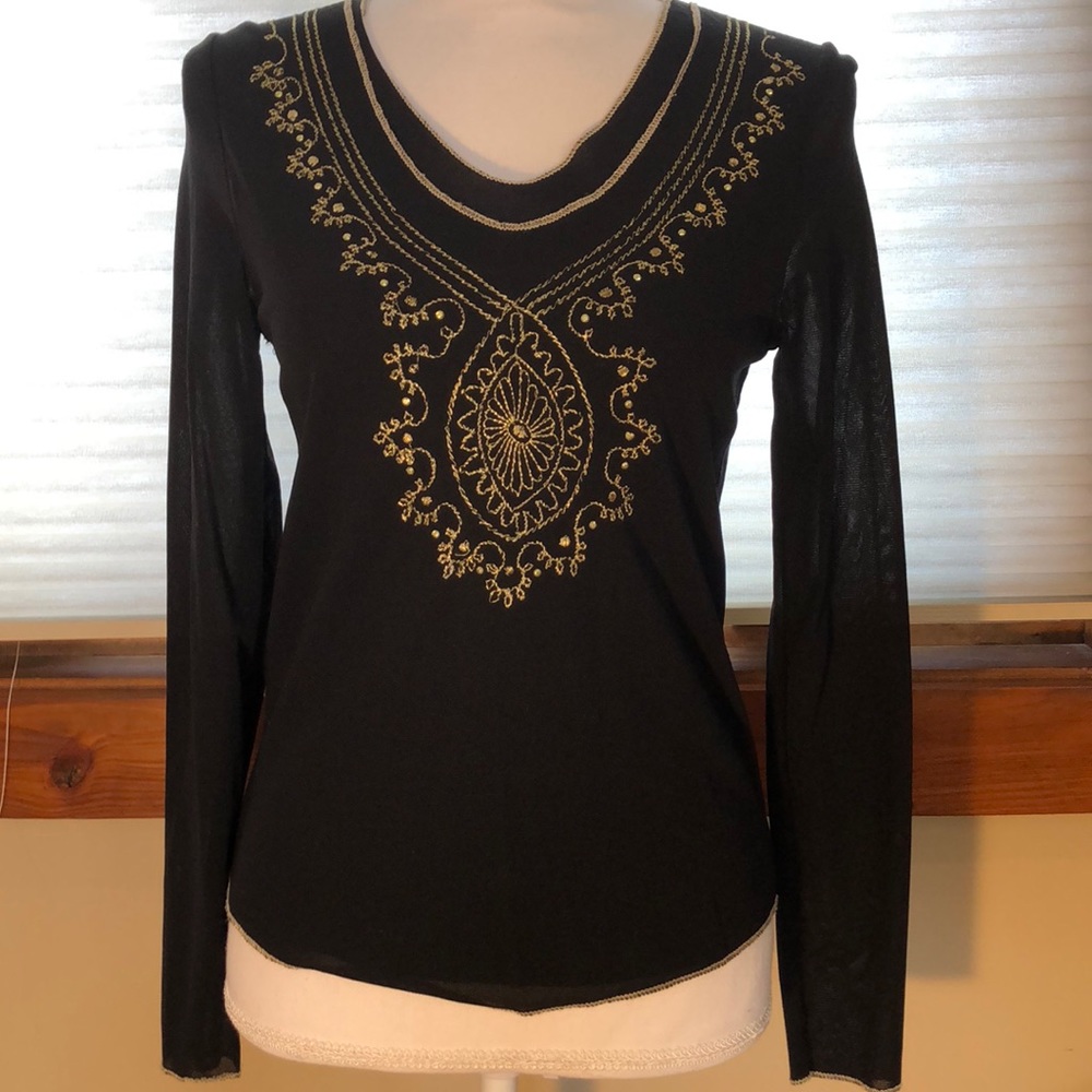 Cute tribal top